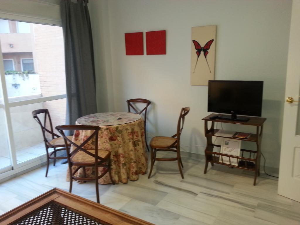Apartamento Buhaira Seville Exterior photo