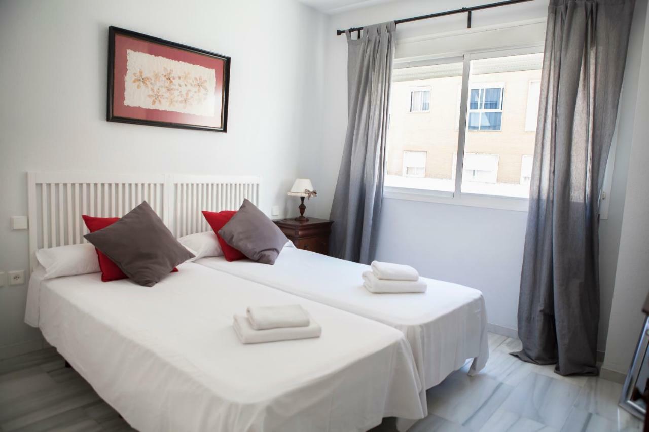 Apartamento Buhaira Seville Exterior photo