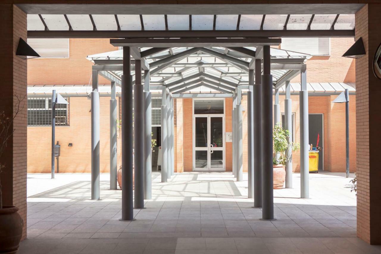 Apartamento Buhaira Seville Exterior photo