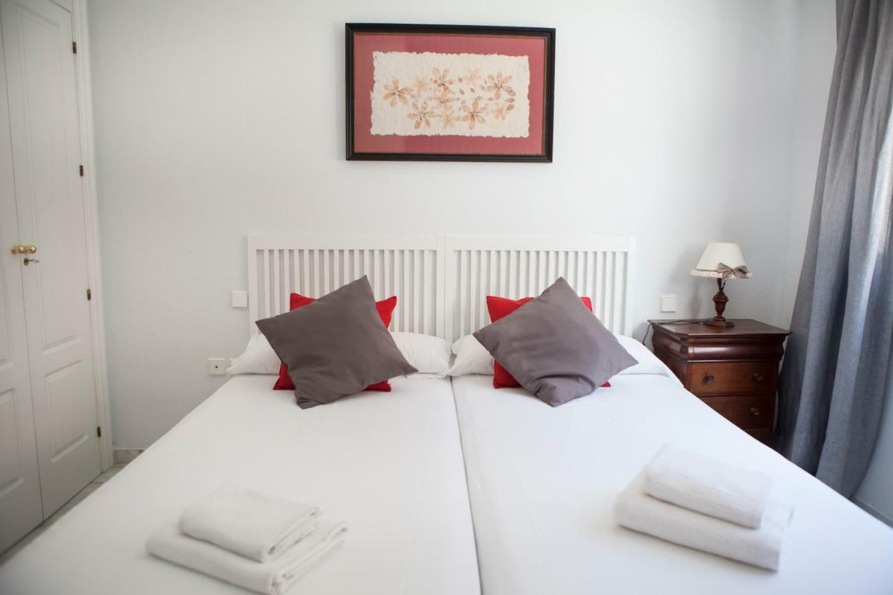 Apartamento Buhaira Seville Exterior photo